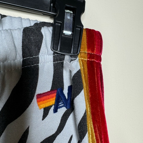 Aviator Nation Classic Velvet Sweatpant Zebra Medium Rare - Picture 3 of 12